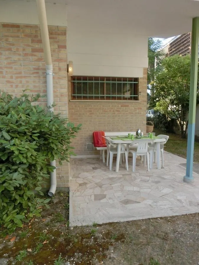 Adorable Villa For 8 People Close To The Sea Bibione