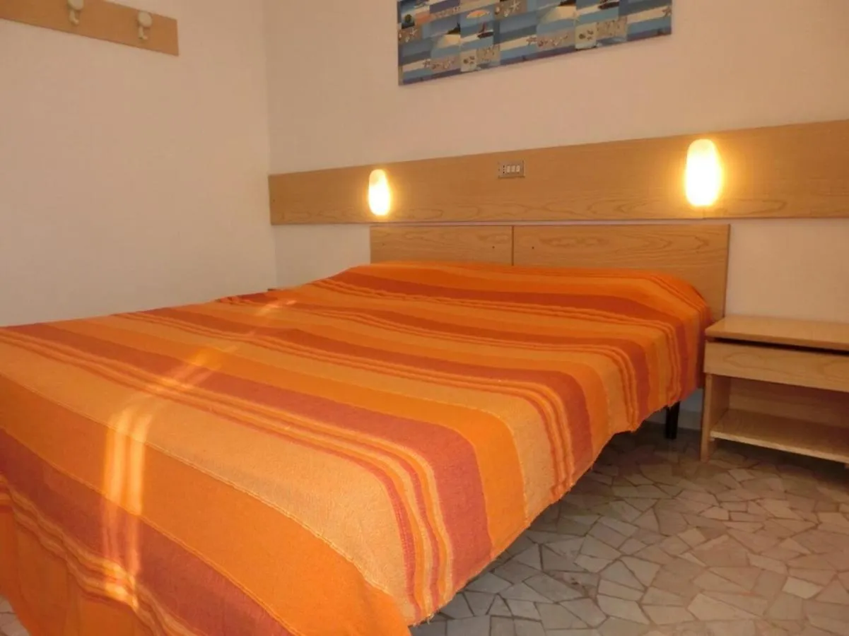 Adorable Villa For 8 People Close To The Sea Bibione Italy