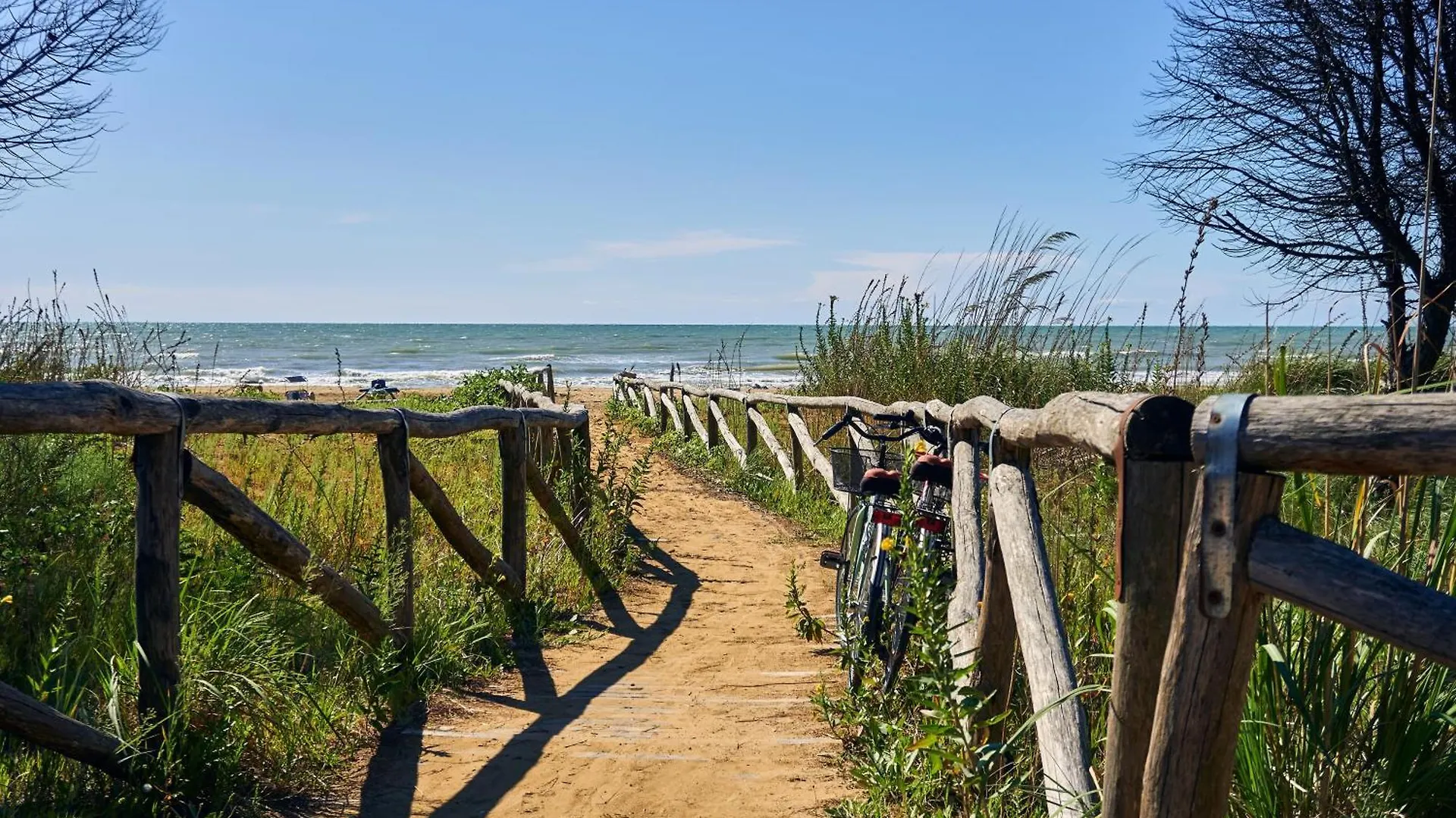 Adorable Villa For 8 People Close To The Sea Bibione Apartment